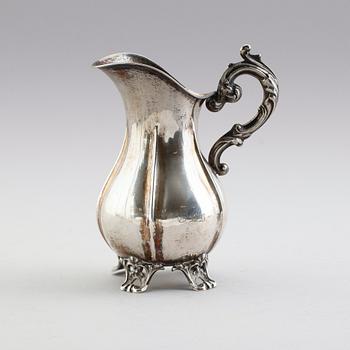 GRÄDDKANNA, silver, svenska stämplar, 1874. Vikt ca 131 gram.