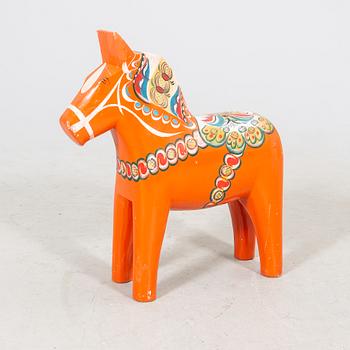 A mid 1900s painted Dala-horse.