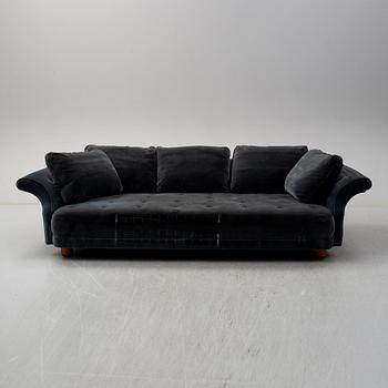 A 'Liljevalch' sofa by Josef Frank, Firma Svenskt Tenn.