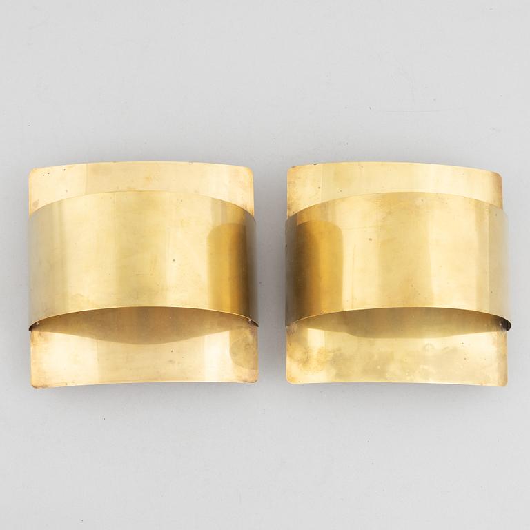 Peter Celsing, a pair of  'Band' wall lamps, Falkenberg lighting, late 20th century.