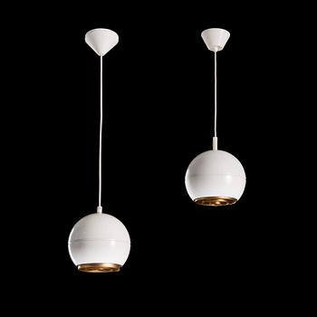 A set of two 1970s hanging pendats model 961-180, for Stockmann Orno, Finland.