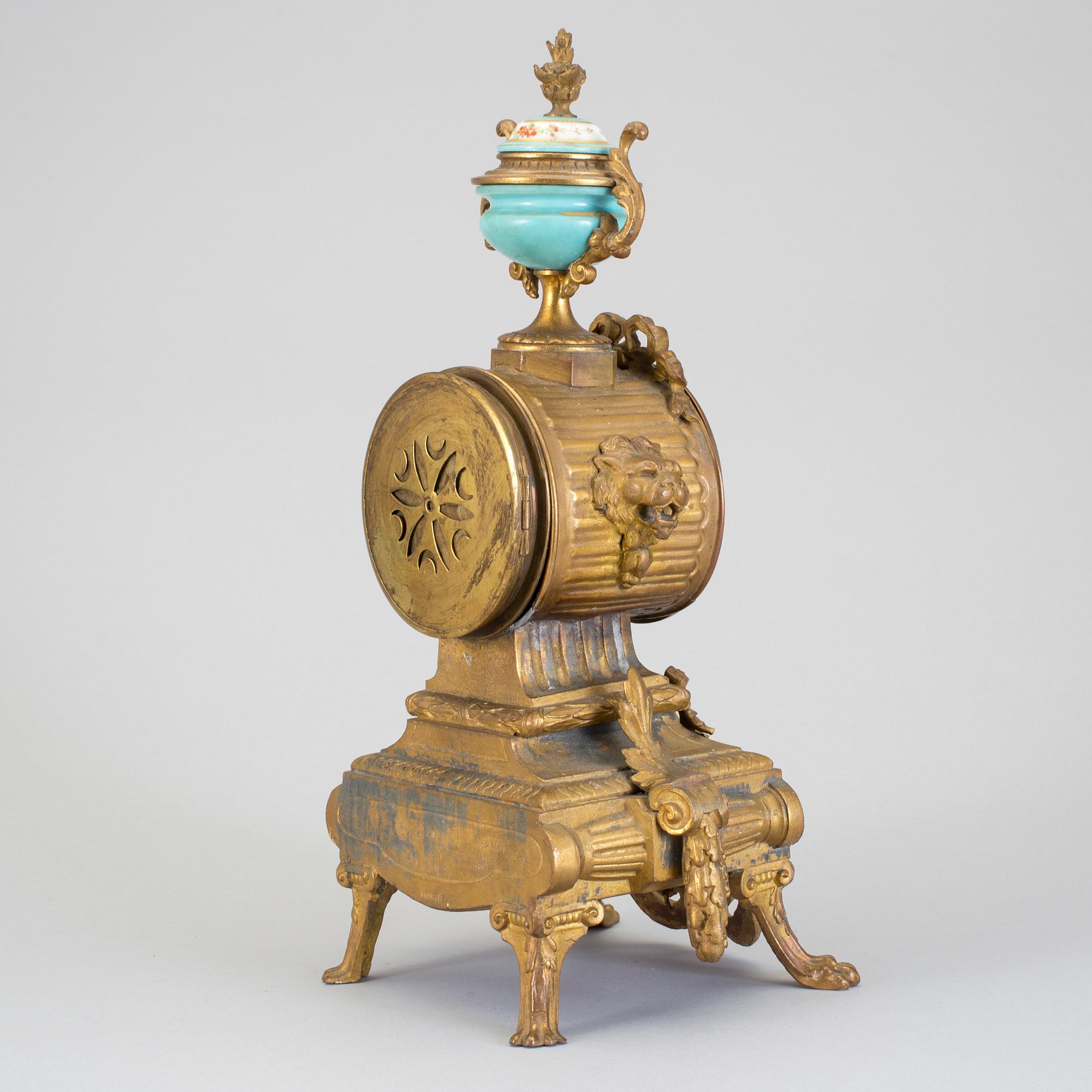 BORDSPENDYL, Brunfaut, Louis XVI-stil, sent 1800-tal.