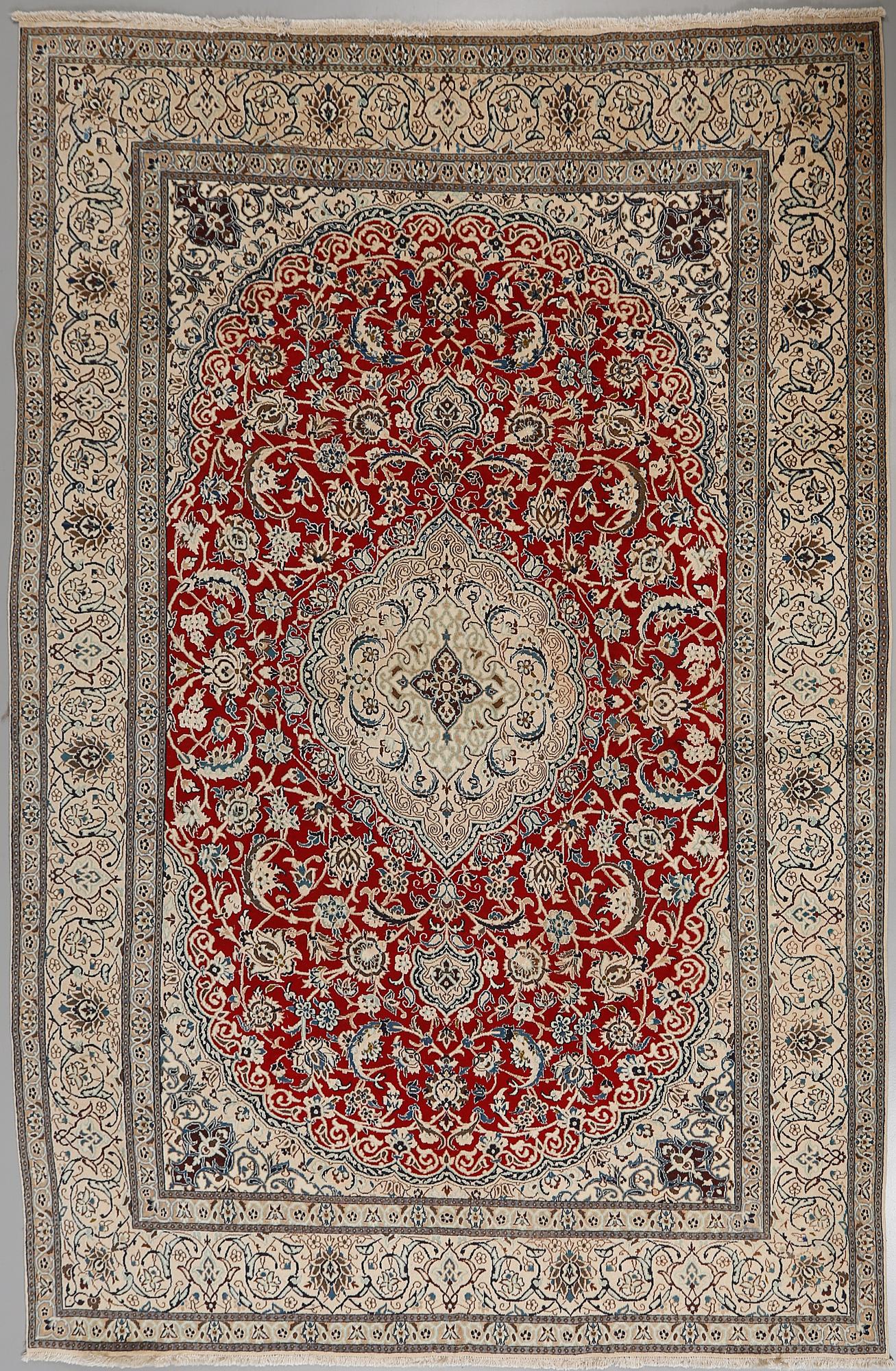 MATTA, Nain, part silk, 1900-talets senare del, ca 380 x 280 cm.