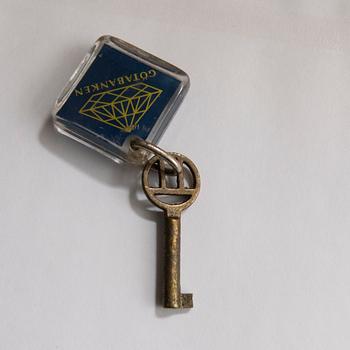 Bathroom cabinet 4 dlr Hafa 1970s.