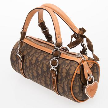 A Monogram Trotter Romantique Round Handbag.