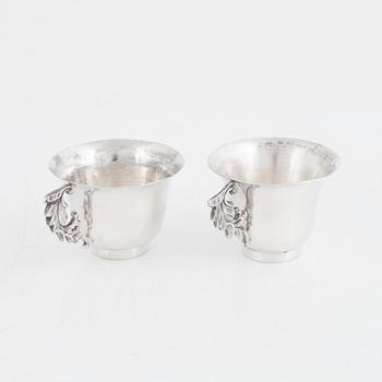 Koppar, ett par, silver, Japan, 1900-talets första hälft.