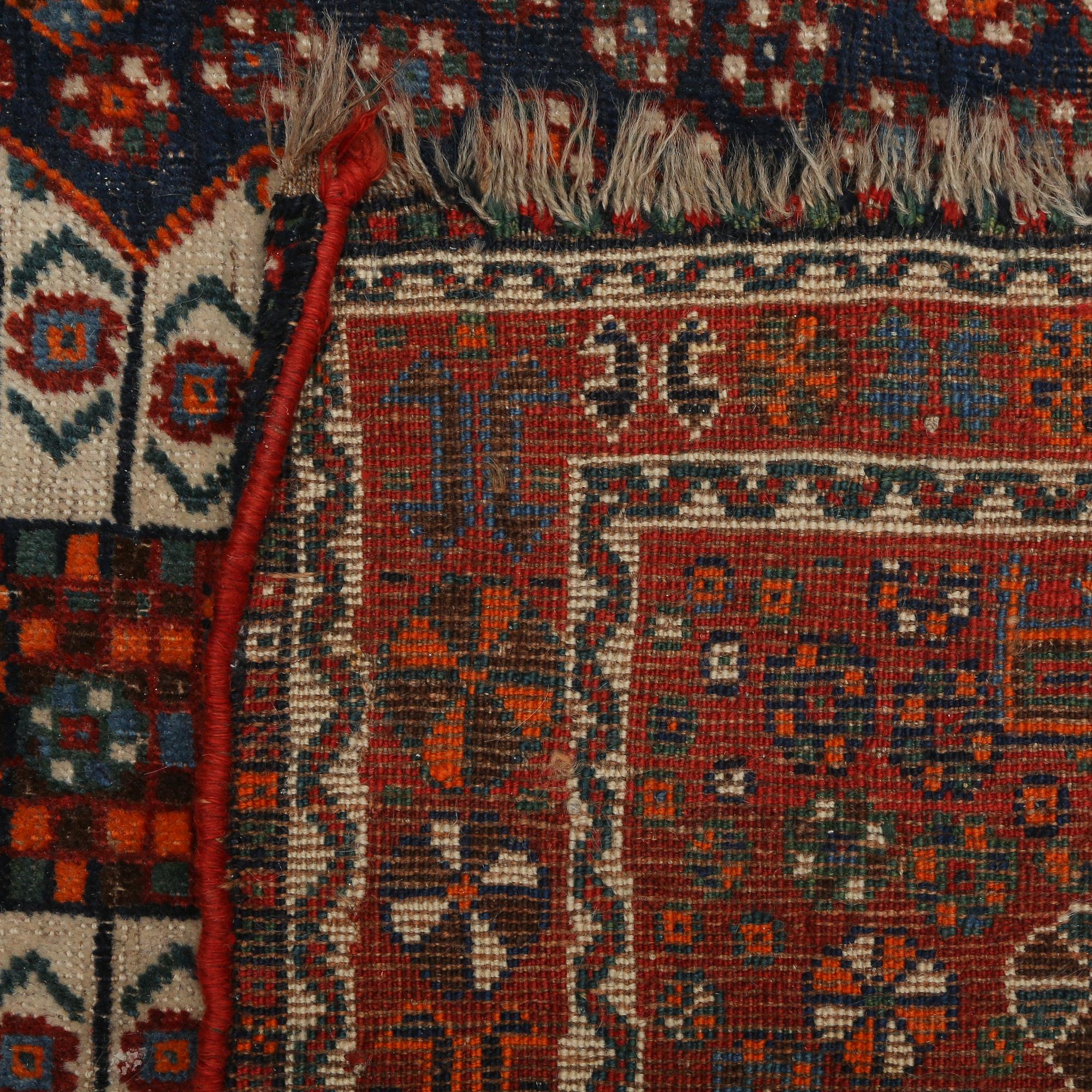 MATTA, Kashgai, old, 154 x 116 cm.