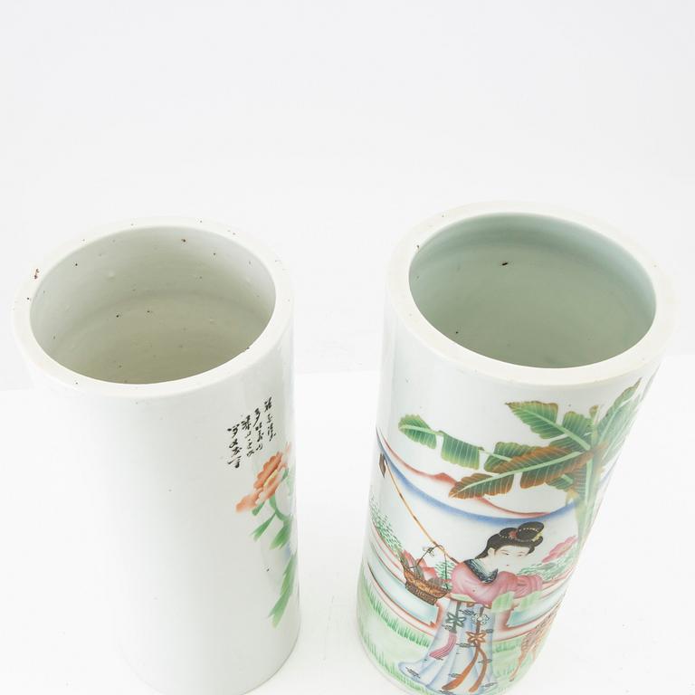 Two enamelled Chinese brush vases, late 20th century.