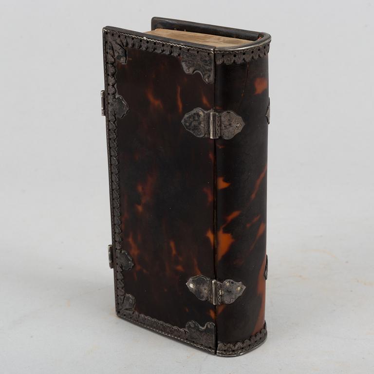 Silverskott skölpadd-band från 1700-talet, (1 vol.).