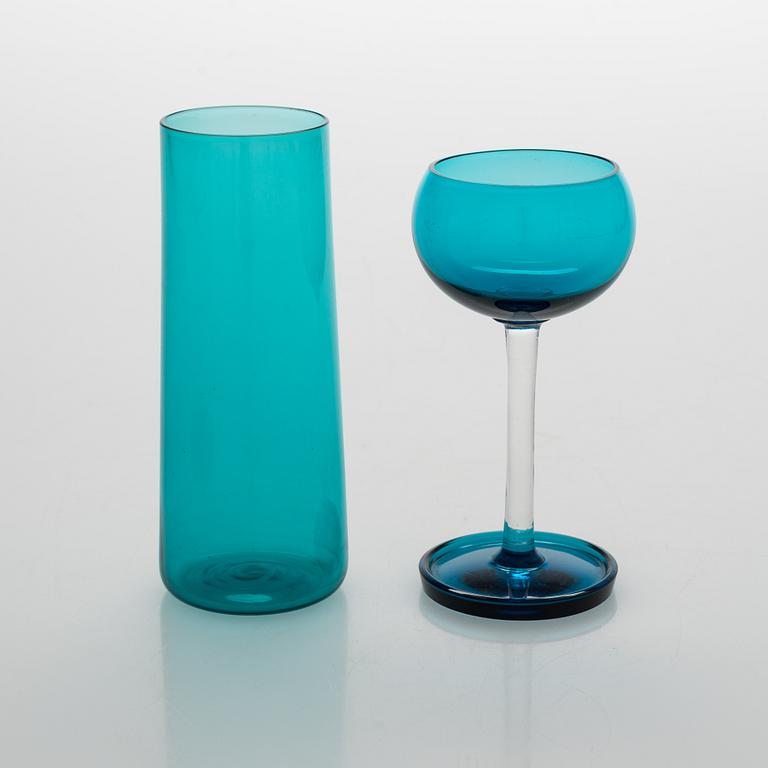 Nanny Still, A set of 11 glass pieces 'Harlekiini', Riihimäen Lasi Oy, 1950-60s.