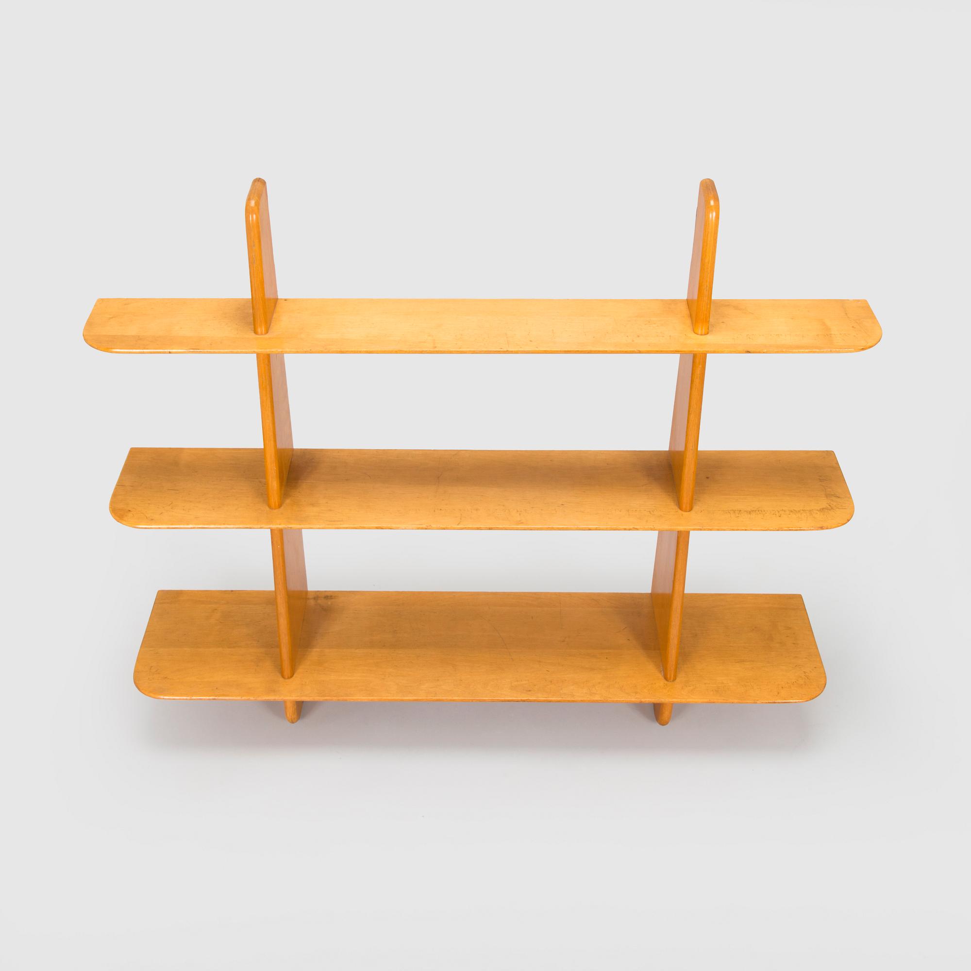 Ilmari Lappalainen, seinähylly / kirjahylly, "Leo", Asko 1900-luvun puoliväli.