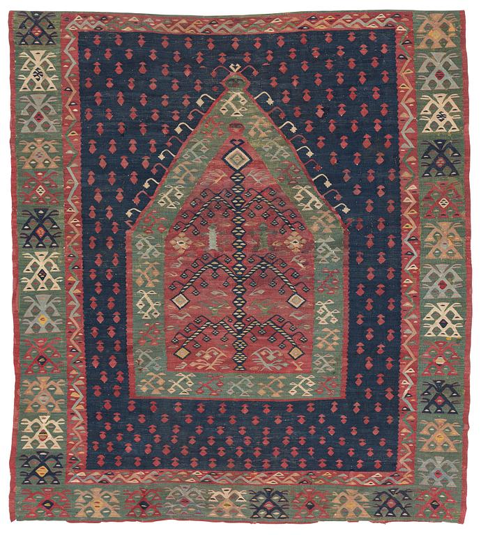 An antique Sarköy kelim, ca 239 x 214 cm.