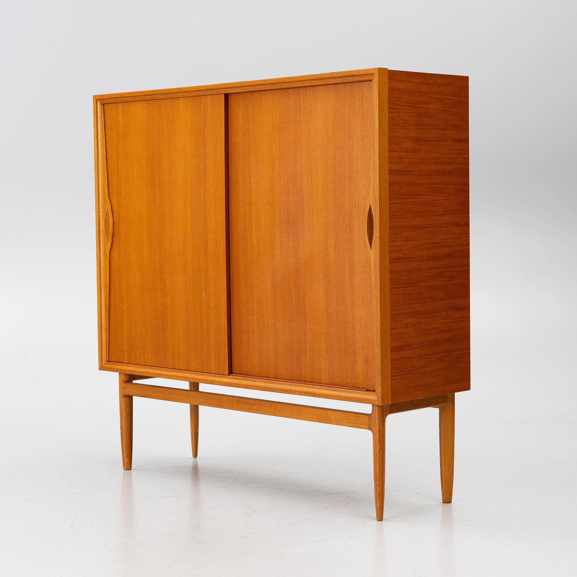 Bertil Fridhagen, Cabinet, “Reno Cabinet 1-102”, Bodafors, 1950s–60s.