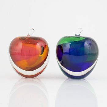 Hanne Dreutler & Arthur Zirnsack, two signed glass sculptures, Fyrklövern Studio Åhus.