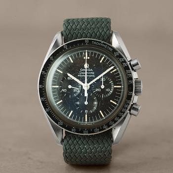 22. OMEGA, Speedmaster Professional (T SWISS MADE T), "Tachymètre", chronograph, wristwatch 42 mm.