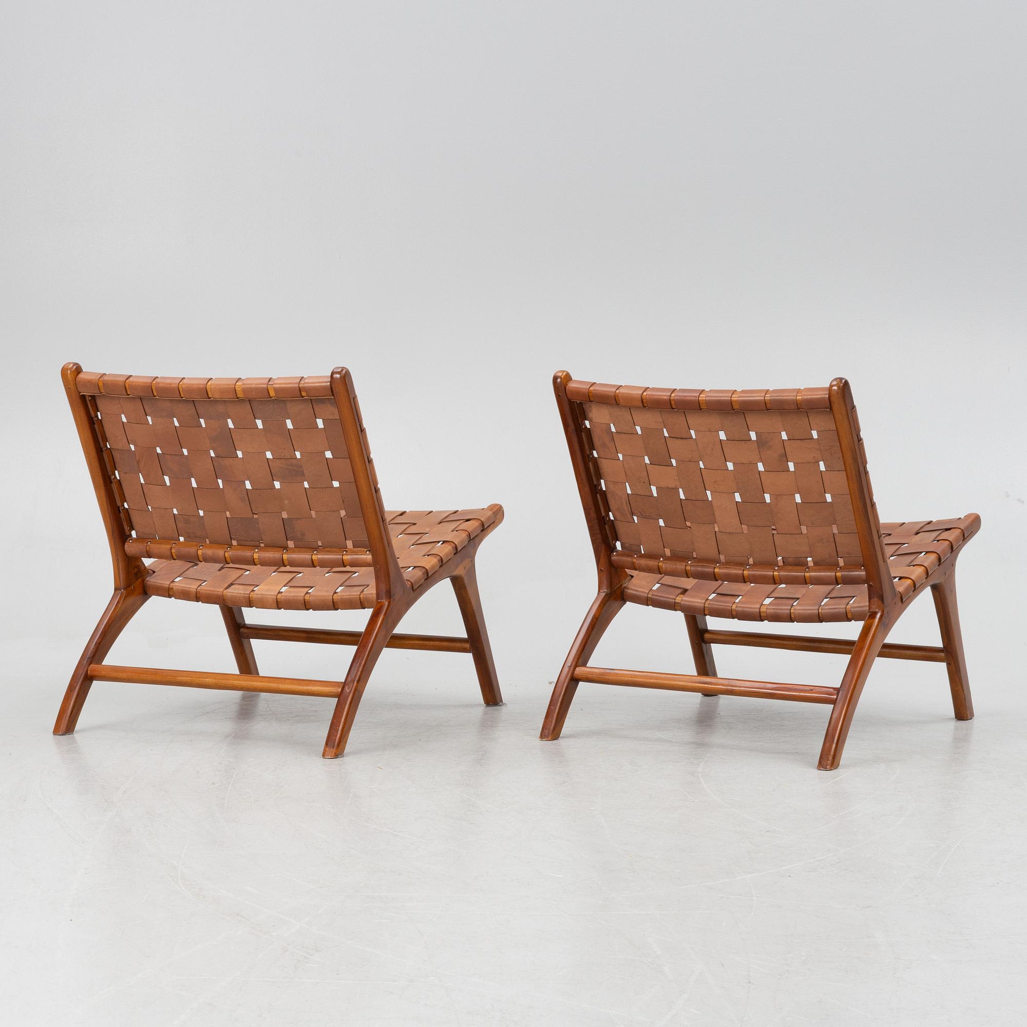 Armchairs, a pair, "Porto", Newport, 21st century.