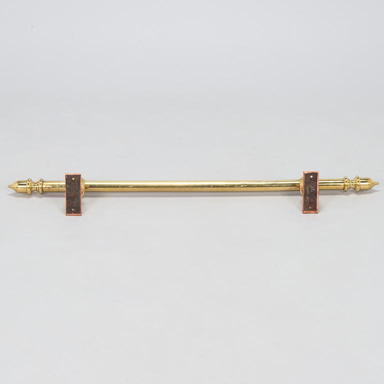 A late 20th century curtain rail / rod.