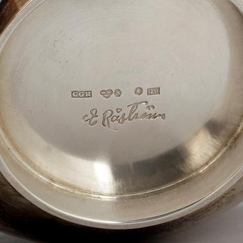 SKÅLAR, 2 st, bland annat en E. Råström, Stockholm, 1933. Vikt 275 gram.