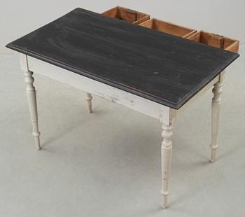 BORD, nyrenässans, 1800-talets senare del.