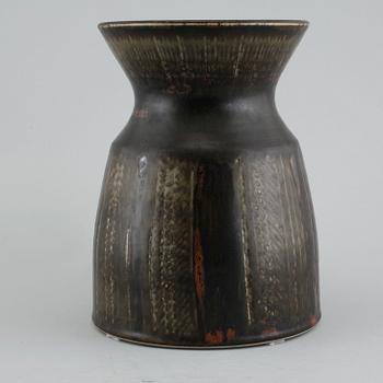 Unique stoneware vase by CARL-HARRY STÅLHANE, Rörstrand, signed, 1960s.