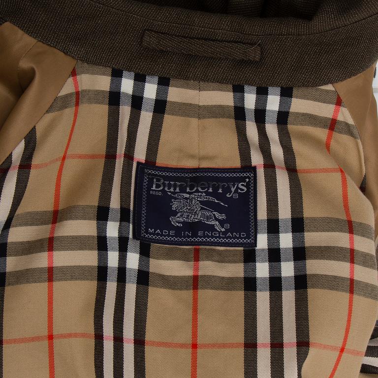 ROCK, Burberry, storlek 50.