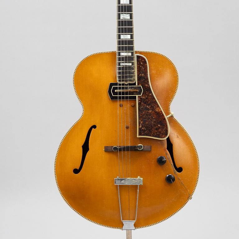 Gibson, "L10", halvakustisk gitarr, 1934, USA.