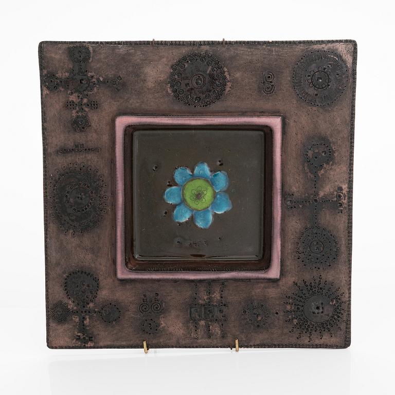 Rut Bryk, relief, stengods, signerad BRYK.