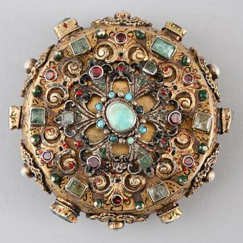 DOSA, förgyllt silver, svenska importstämplar, 1900-talets första hälft. Vikt ca 101 g.