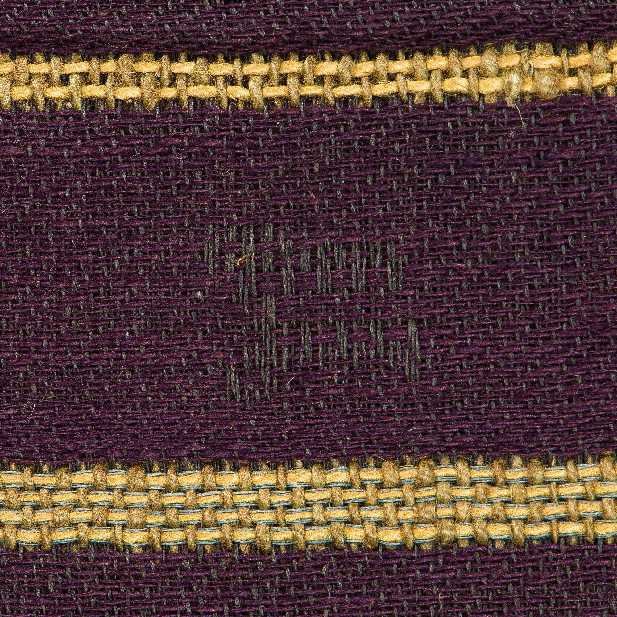 Dora Jung, kuvakudos, signeerattu, noin 214 x 114 cm.