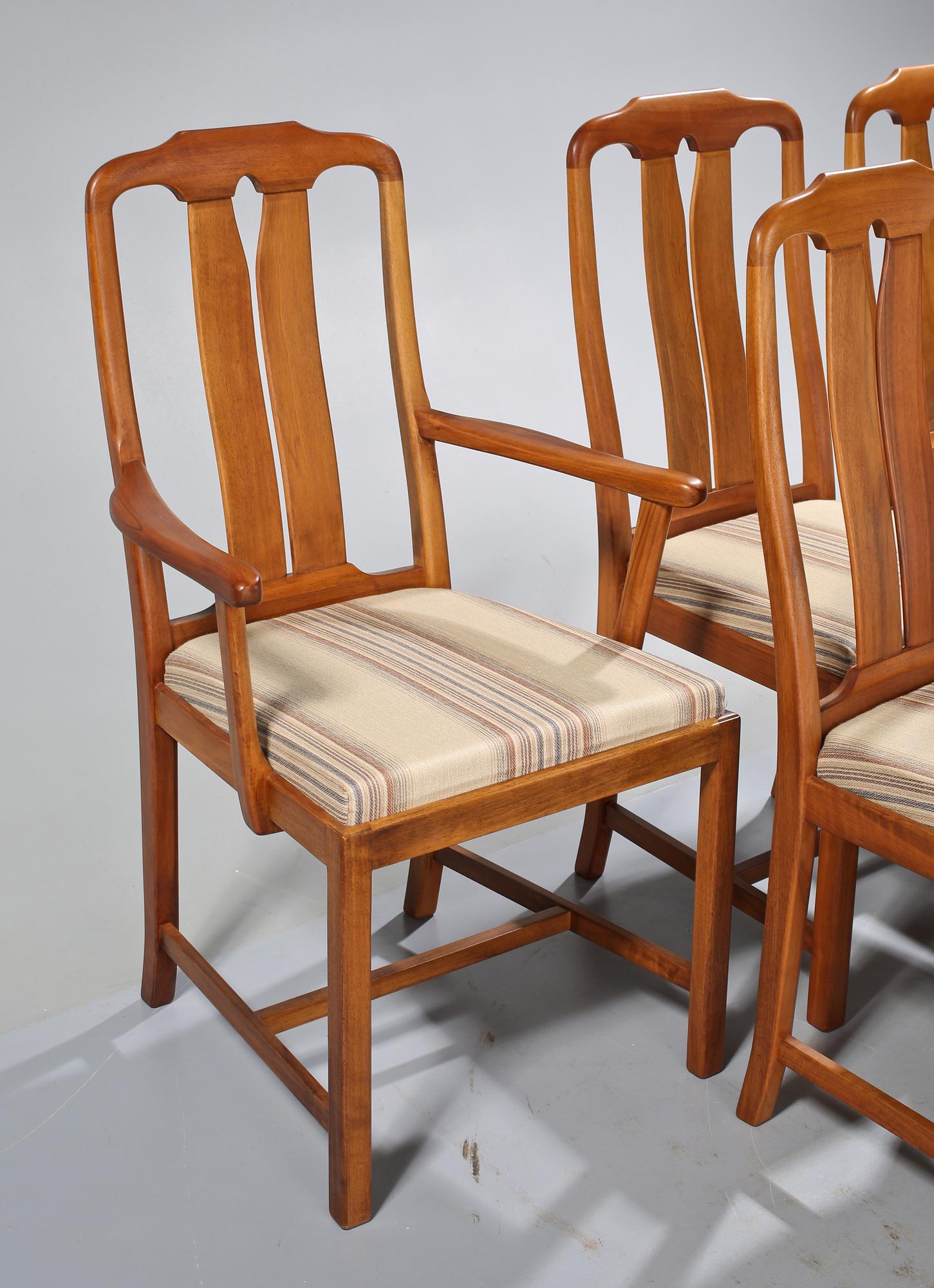 MATSALSGRUPP, 9 delar, "Ambassadör", Carl Malmsten, Åfors Möbelfabrik, 1900-talets andra hälft.