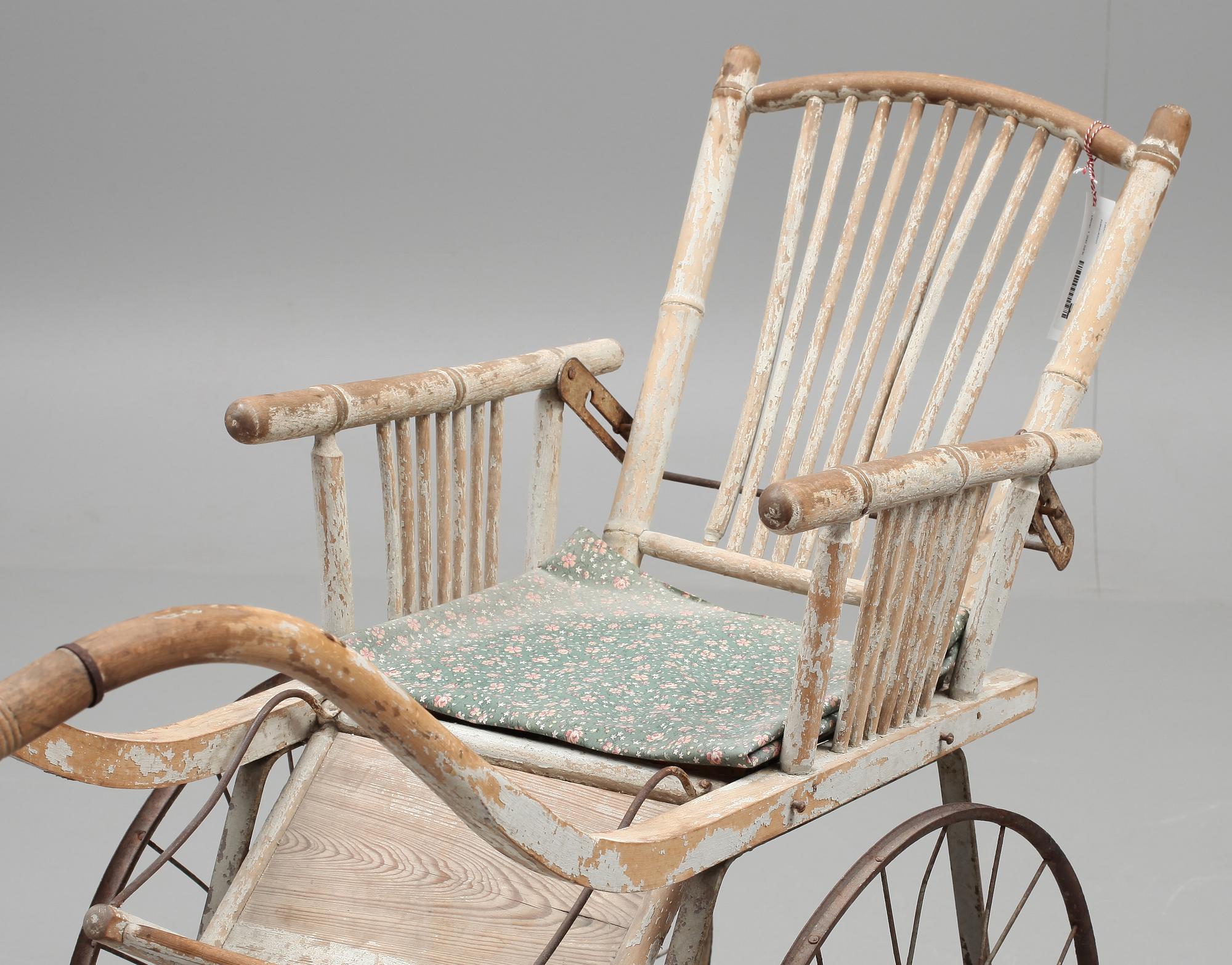 BARNVAGN/KÄRRA. 1800/1900-tal.