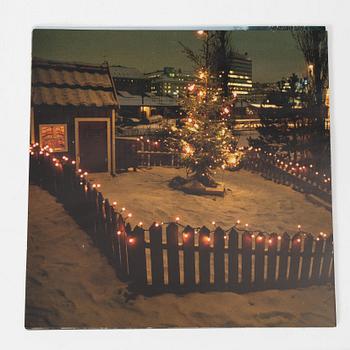 AKAY & Peter Baranowski/Barsky Brothers, "Traffic Island".