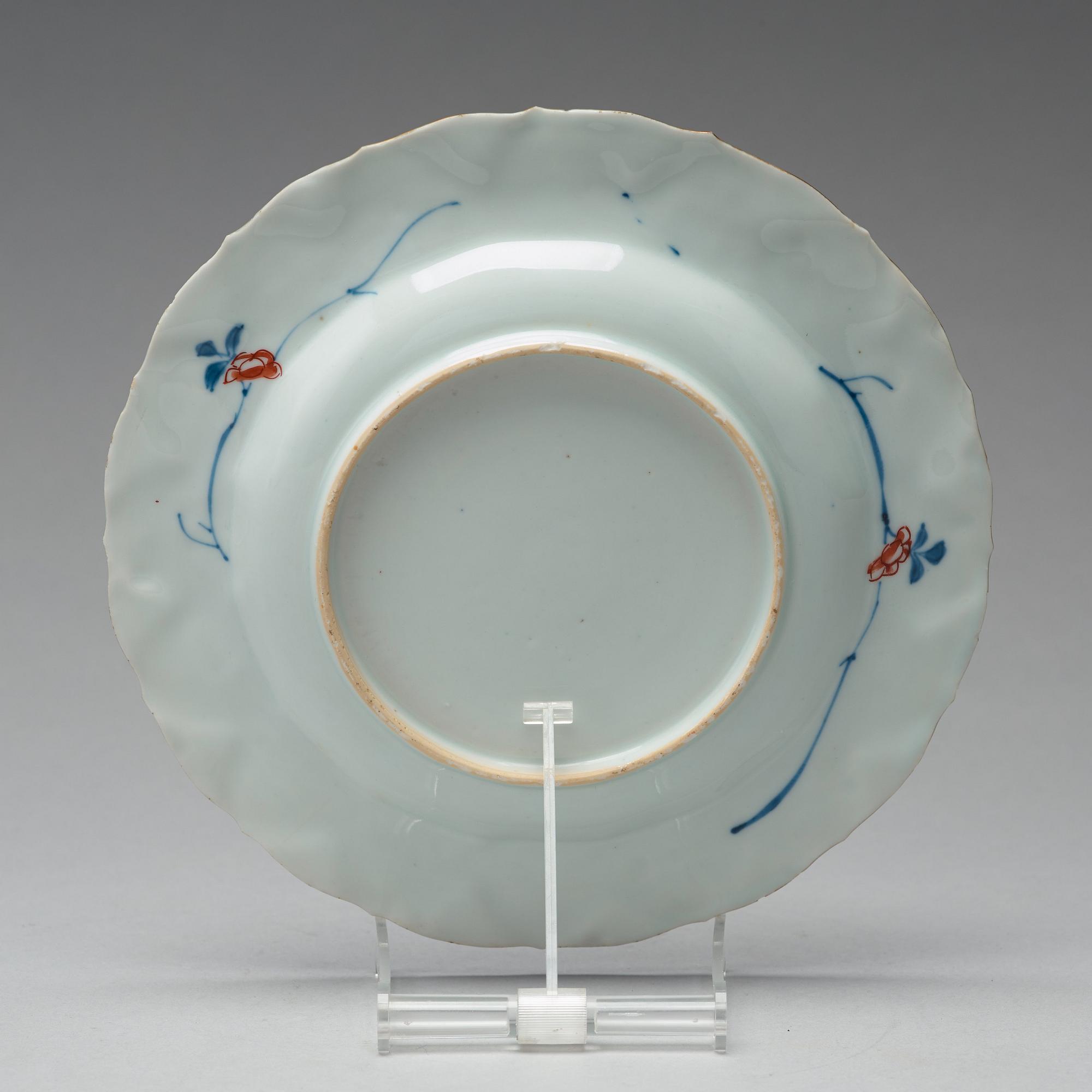 A set of twelve imari dinner plates, Qing dynasty, Kangxi (1662-1722).