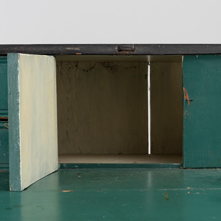 Writing cabinet, first half of the 19th century.