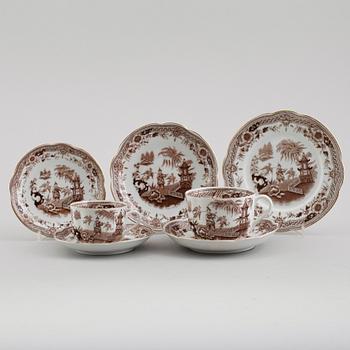 TE- OCH KAFFESERVIS, 63 delar, porslin, Arabia, Finland, 1930/40-tal.