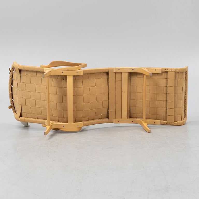 Bruno Mathsson, vilfåtölj, "Pernilla 3", Firma Karl Mathsson, Värnamo, daterad 1964.