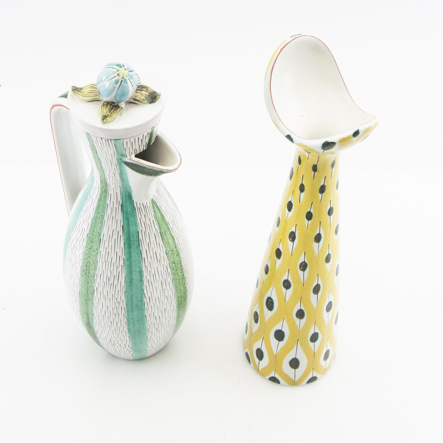 Stig Lindberg, Kanna med lock samt vas Gustavsberg studio  fajans 1900-talets mitt.