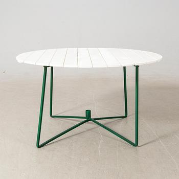 Arthur Lindqvist, trädgårdsgrupp 6 dlr, modell 9A och modell 2A, Grythyttan 1900-tal.