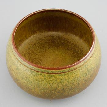 Unique stoneware bowl by CARL-HARRY STÅLHANE, Rörstrand, signed and dated -65.