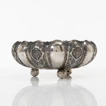 Skål, silver, Persien (Iran), 1900-tal.