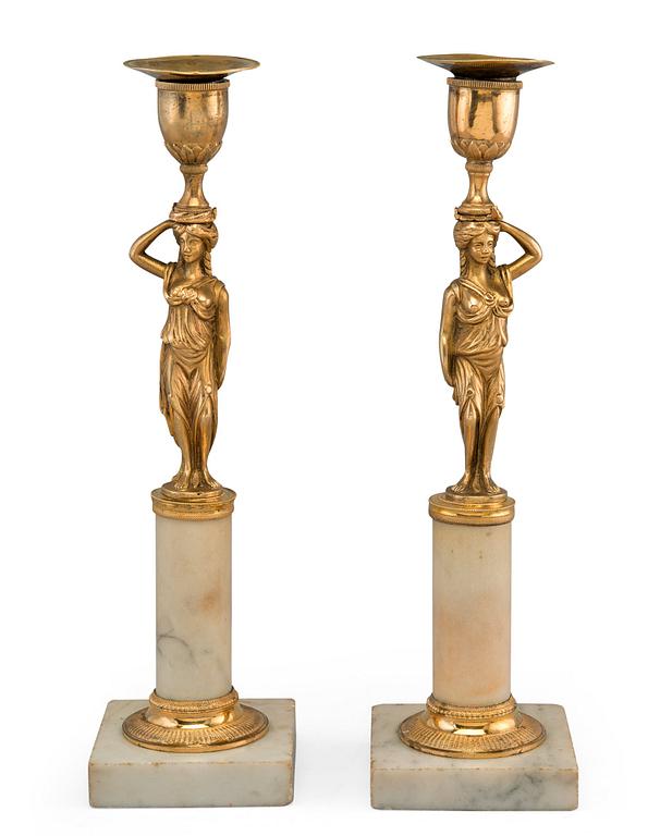 A PAIR OF CANDLESTICKS.