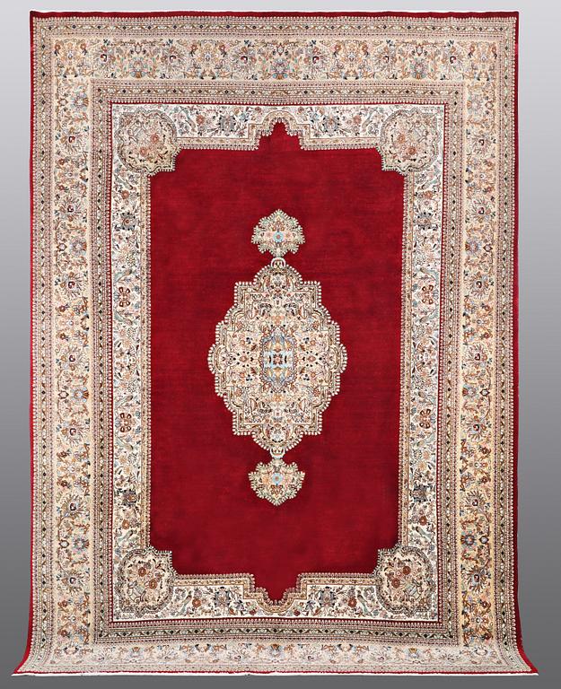 A CARPET, Old Kerman, ca 340 x 240 cm.