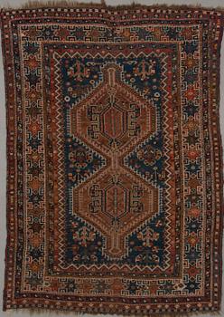 MATTA, semiantik, Shiraz. Ca 155x111 cm.