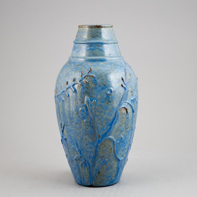 Erik Mornils, vaser, ett par, Nittsjö, 1900-talets mitt.