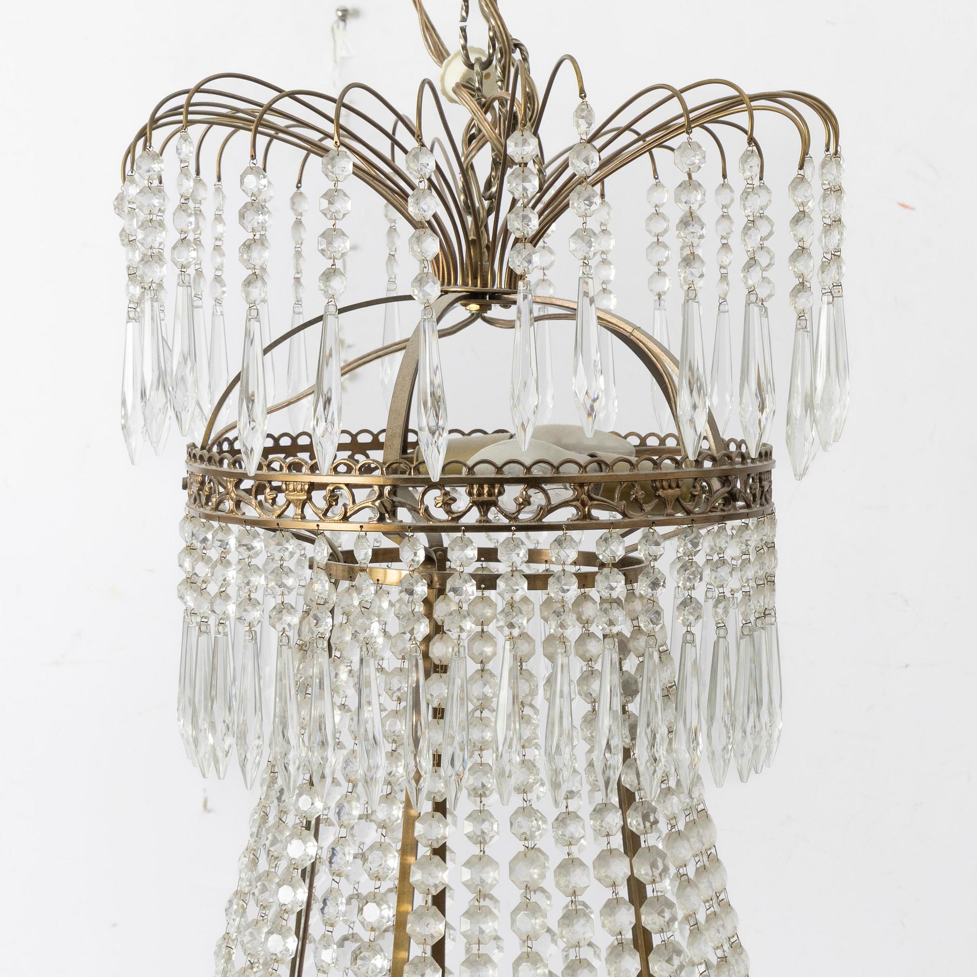 A Gustavian style chandelier, late 20th century.