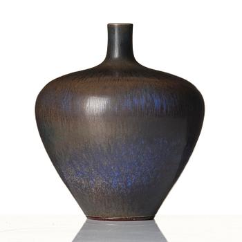 Berndt Friberg, a stoneware vase, Gustavsberg Studio, Sweden, 1962.