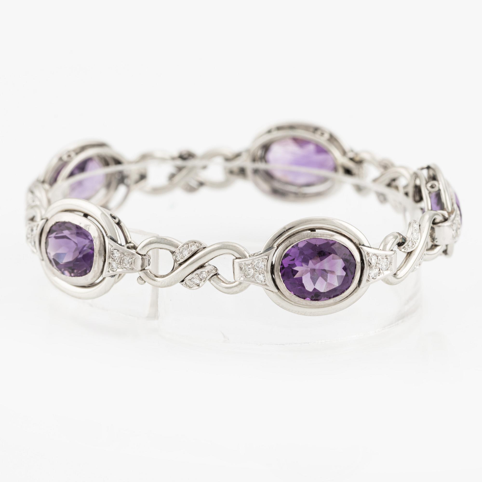 Bracelet, 14K white gold with amethysts and diamonds.