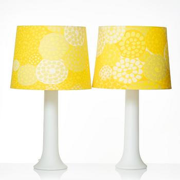 Uno & Östen Kristiansson, a pair of table lamps, Luxus, Vittsjö, 1960s/70s.