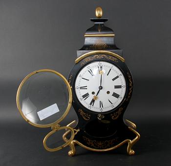 BORDSPENDYL, Louis XV-stil.