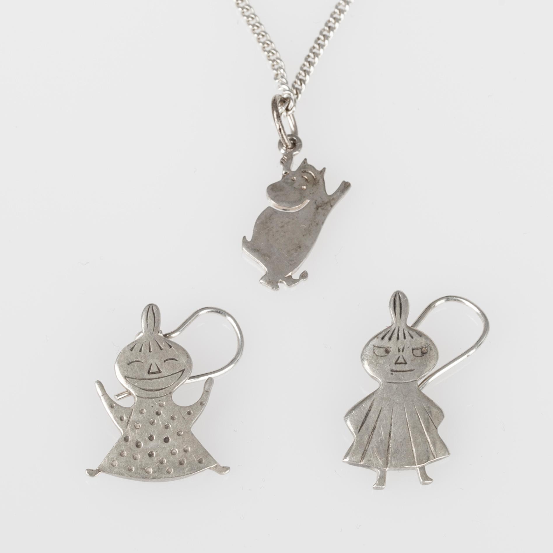 SMYCKESSET, Mumin, silver, Mumintrollet, Lilla My. Stämplar Moomin Characters. Vikt 8,9 g.